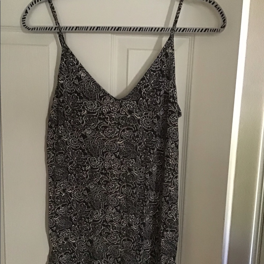 Black printed tank top